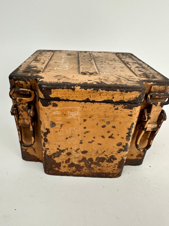 German Wehrmacht Zündmittel f je 9. S. Mi. 35 Tan