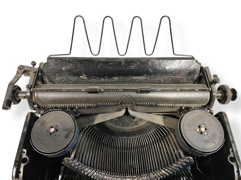 W-SS Typewriter in Transport Case