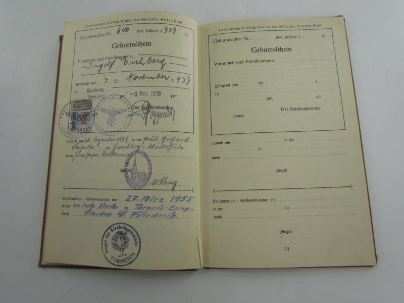 Book : Deutsches Einheits- Familien Stambuch