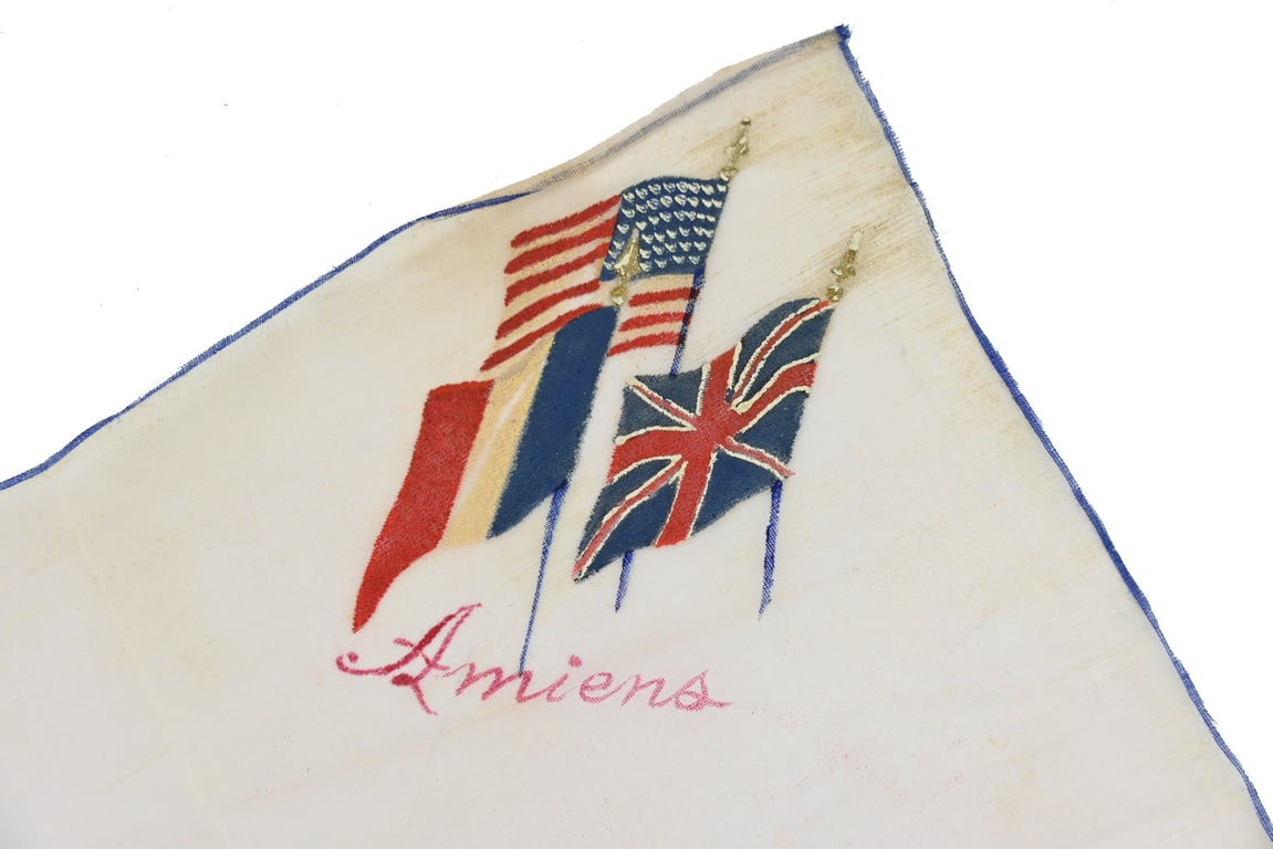 French WW2 Souvenir Handkerchief 'Amiens'