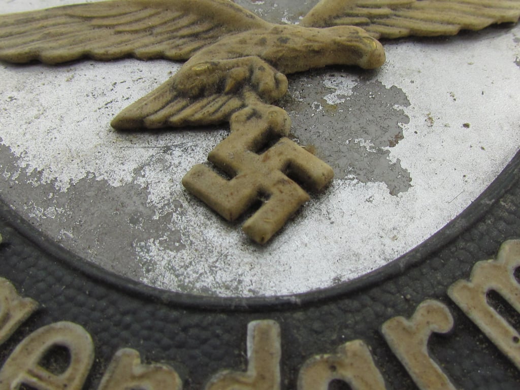 Luftwaffe Feldgendarmerie Ringkragen (Gorget)