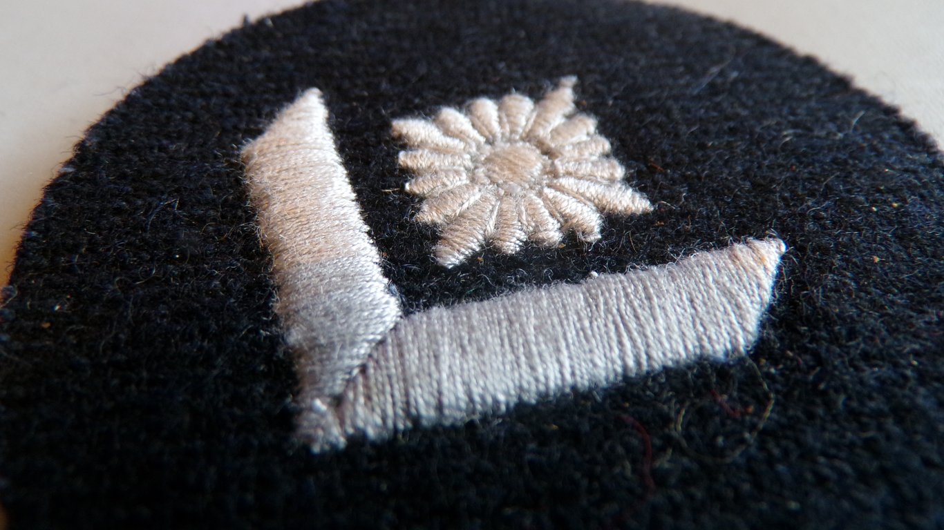 HJ Oberkameradschaftsführer Rank Patch