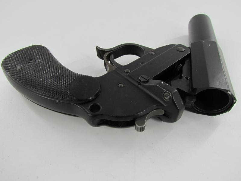 LP34 Aluminum flare gun marked