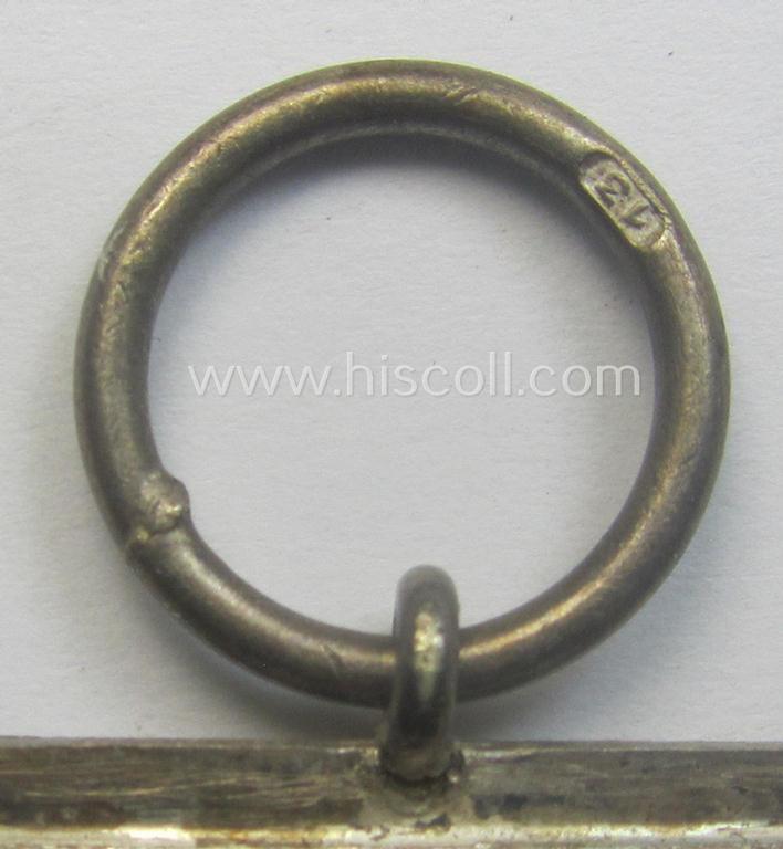 'Eisernes Kreuz II. Klasse' being a maker- (ie. '13'-) marked example as was produced by the maker (ie. 'Hersteller'): 'Gustav Brehmer'