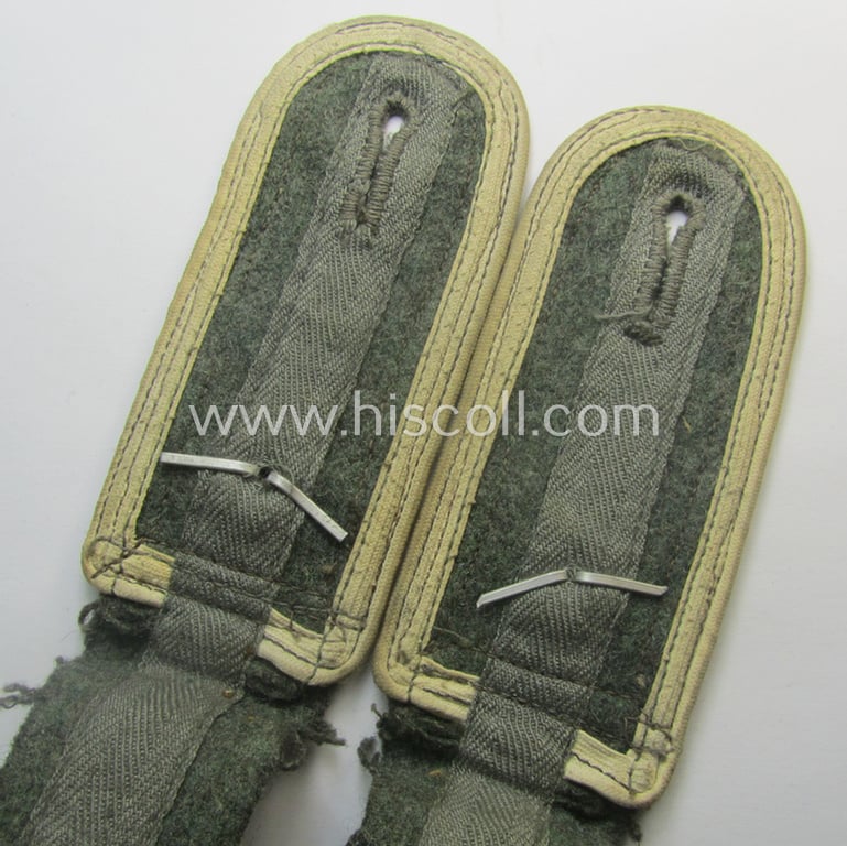 Moderately used pair of typical later-war-period- (ie. 'M44'-pattern) WH (Heeres) NCO-type shoulderstraps as was intended for usage by a: 'Feldwebel eines Infanterie-Rgts.'
