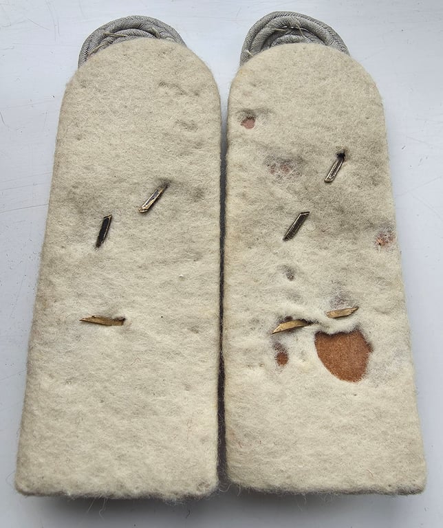 Pair of Großdeutschland Oberstleutnant (Lt.Col) Infantry shoulder boards