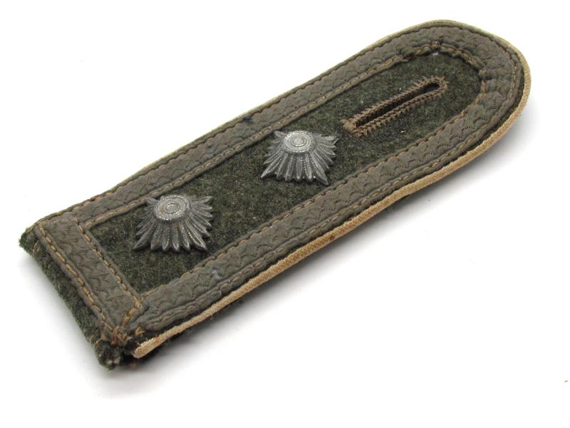 Single WH (Heer)  'Infanterie' Oberfeldwebel Shoulder-Strap