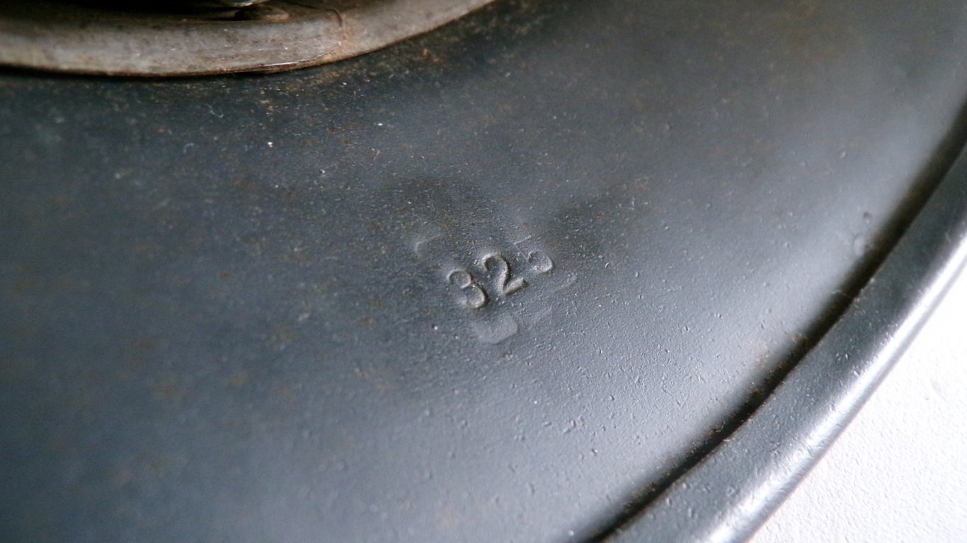 Luftwaffe M40 SD Q68 rough texture