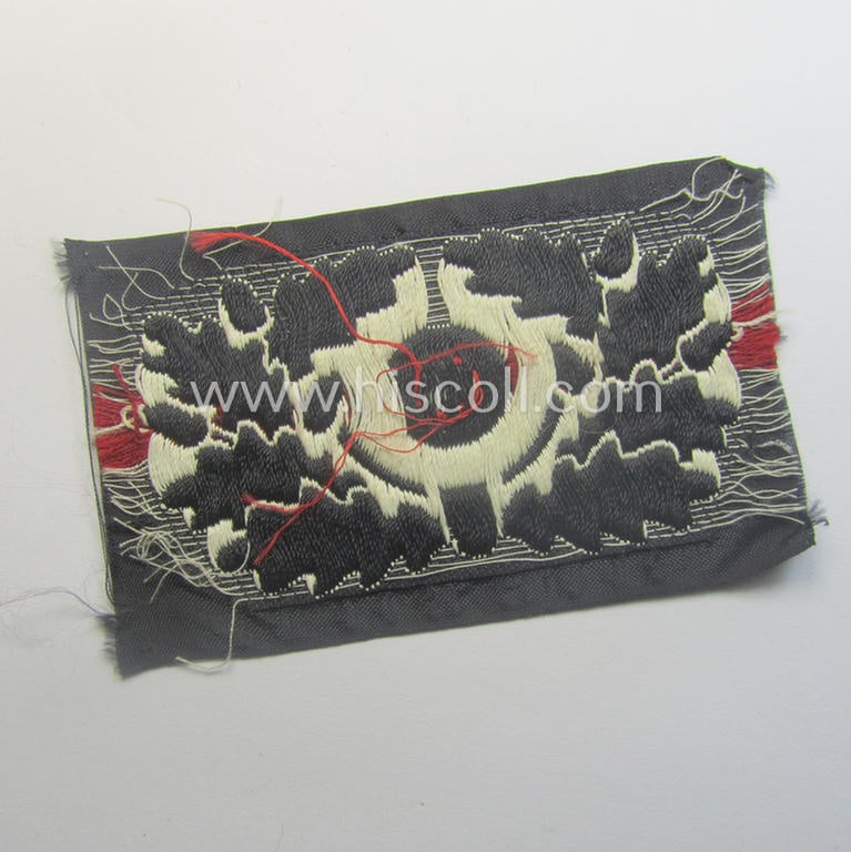 Early- (ie. pre-) war-period type (ie. I deem around 1939/40) WH (Heeres) 'BeVo'-woven eagle- and cocarde-insignia-set as was specifically intended for usage on the black-coloured 'Panzer'-beret (ie. 'Panzerschutzmütze')