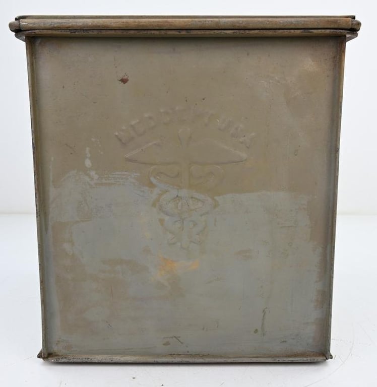 US WW1 Military Medical Deptartment Steel Ambulance Box