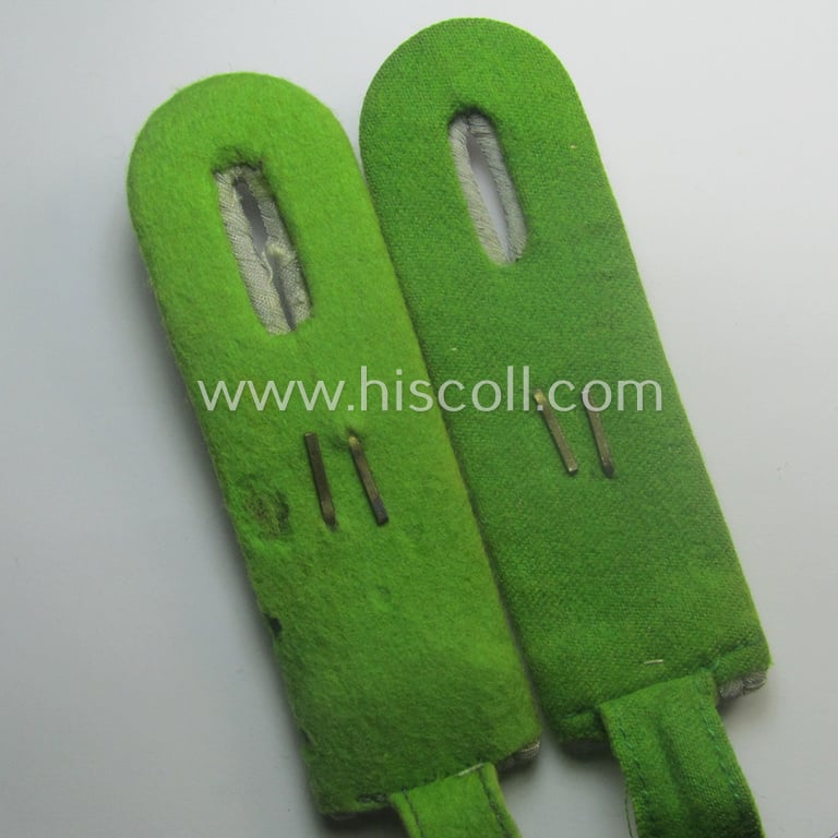 Superb - and actually rarely seen! - pair of WH (Heeres) 'cyphered', officers'-type shoulderboards as was specifically intended for a: 'Leutnant eines Kradschützen-Bataillons der Pz.- u. Inf.-Div.'