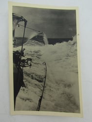 Postcard : submarine in the west Atlantic swell