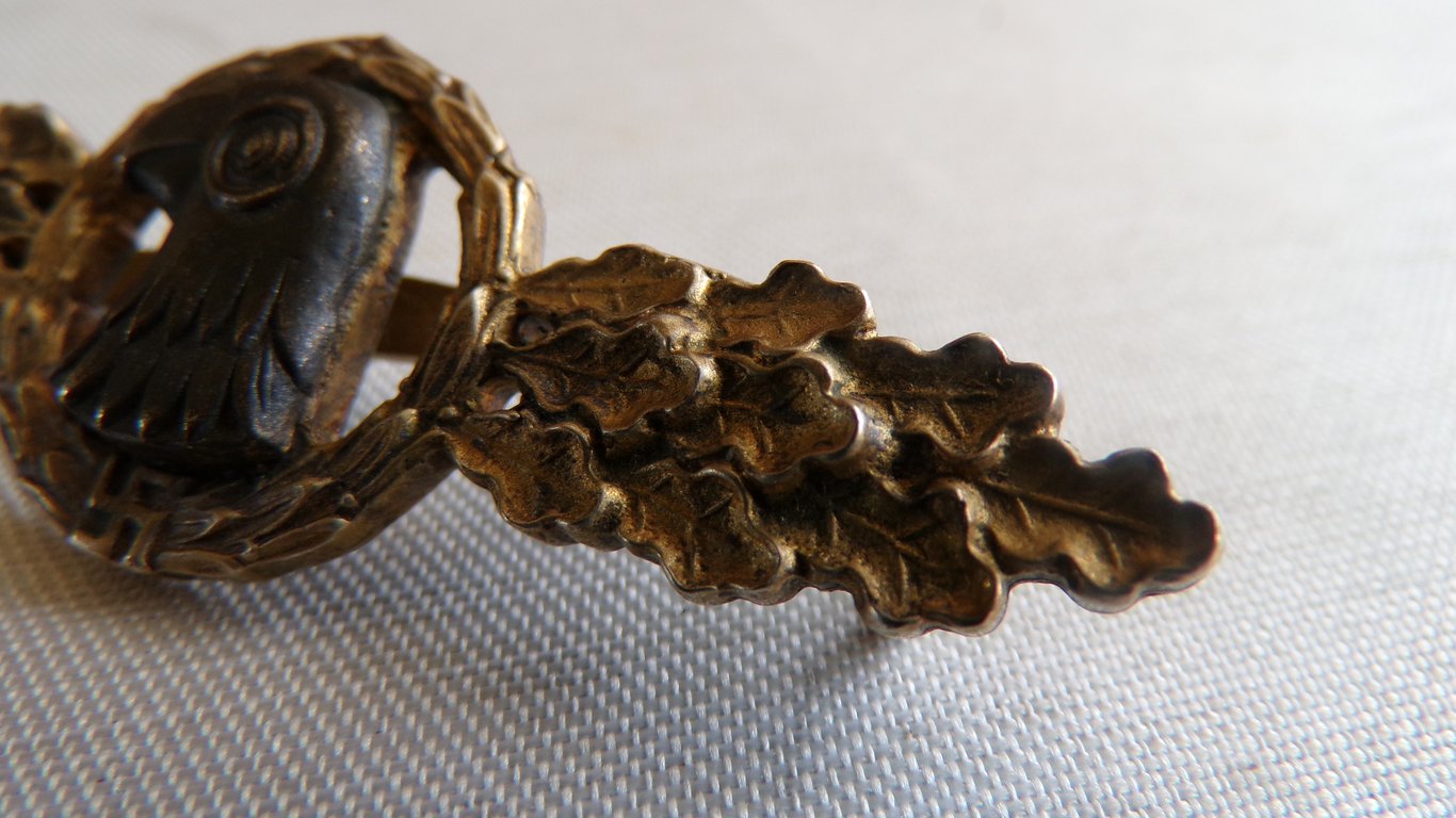 Luftwaffe Reconnaissance Clasp in Gold