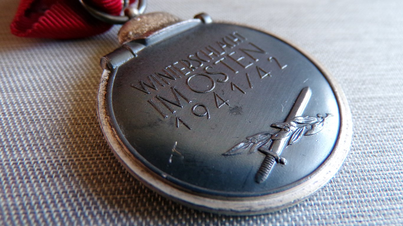 Eastern Front Medal  "55" (J.E. Hammer & Söhne)