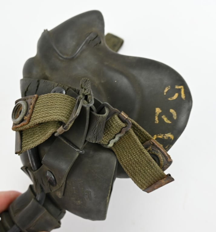 USAAF WW2 Oxygen Mask with Bottle