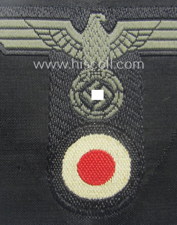 Superb - 'virtually mint- ie. unissued'! - WH (Heeres) 'Pz'-related, 'T-shaped' ie. 'M42'-pattern cap-eagle/cocarde (ie. 'Mützentrapez') as executed in 'BeVo'-weave pattern as produced for usage on the (impopular) 'M-42'-model Pz-side-caps