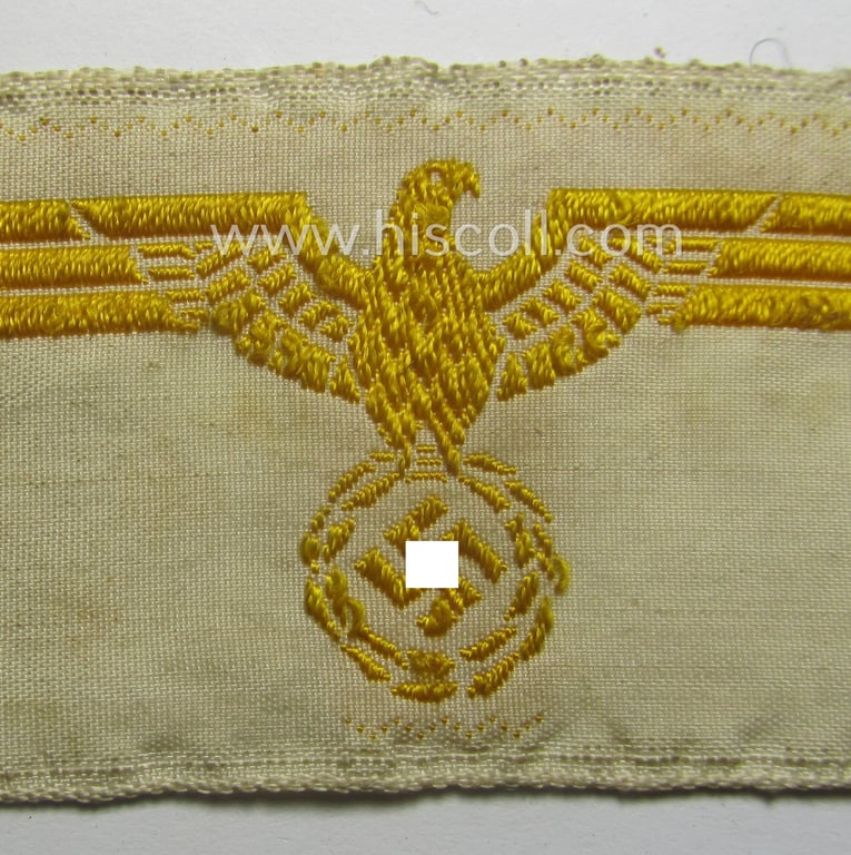 'Variant'-pattern, WH (KM) EM- (ie. NCO-) type side-cap-eagle (ie. 'Schiffchenadler für Mannschaften u. Uffz. der KM') in the 'BeVo'-weave-pattern as was specifically intended for usage on the various white-coloured side-caps