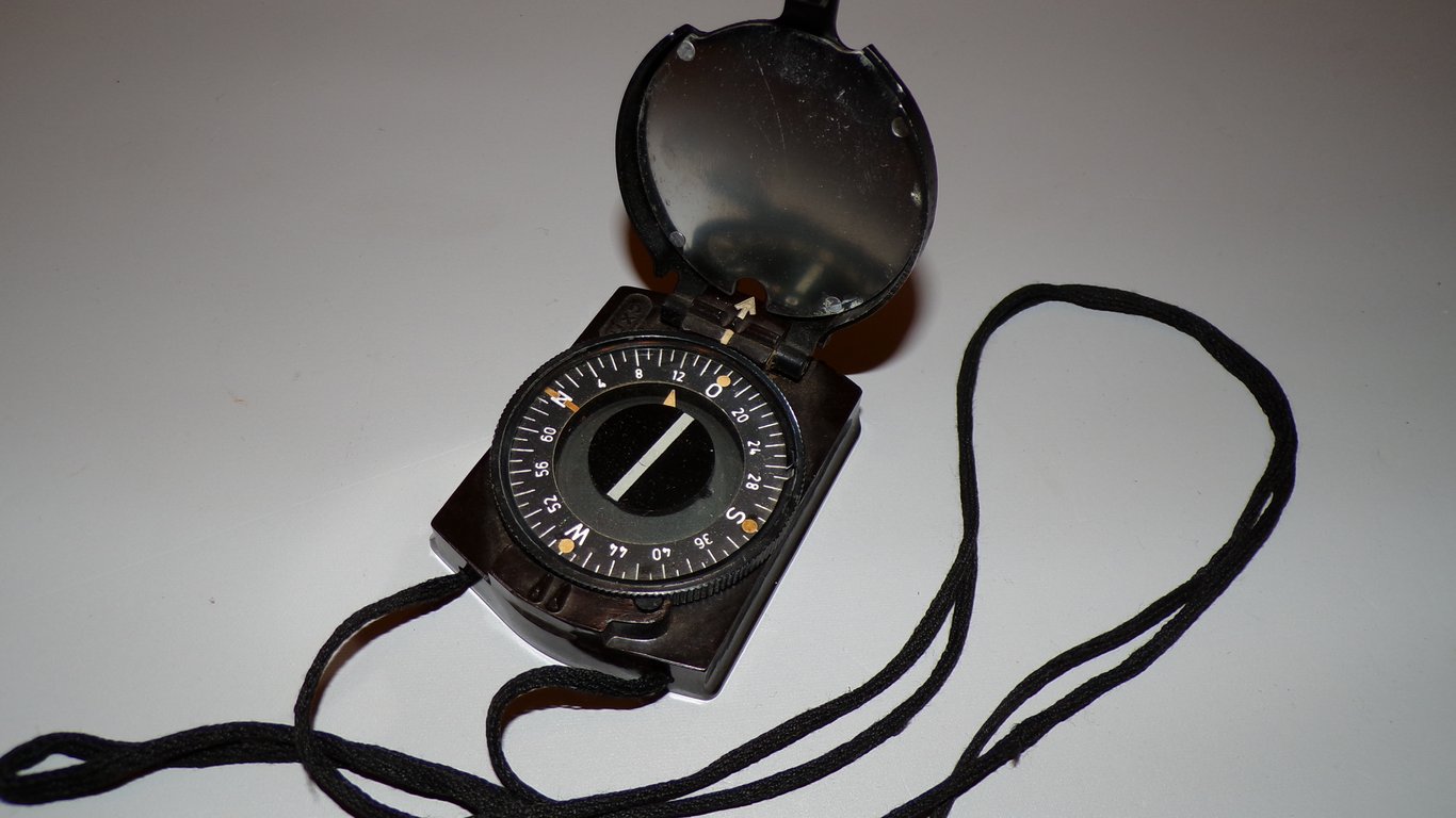 Marschkompass A by CXN