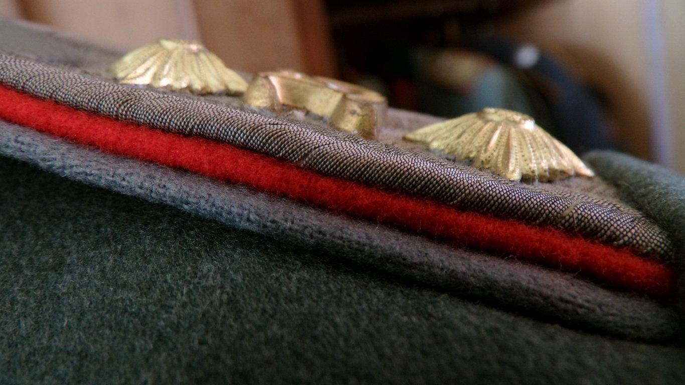 M36 Officers Greatcoat Hauptmann Beobachtungsabteilung