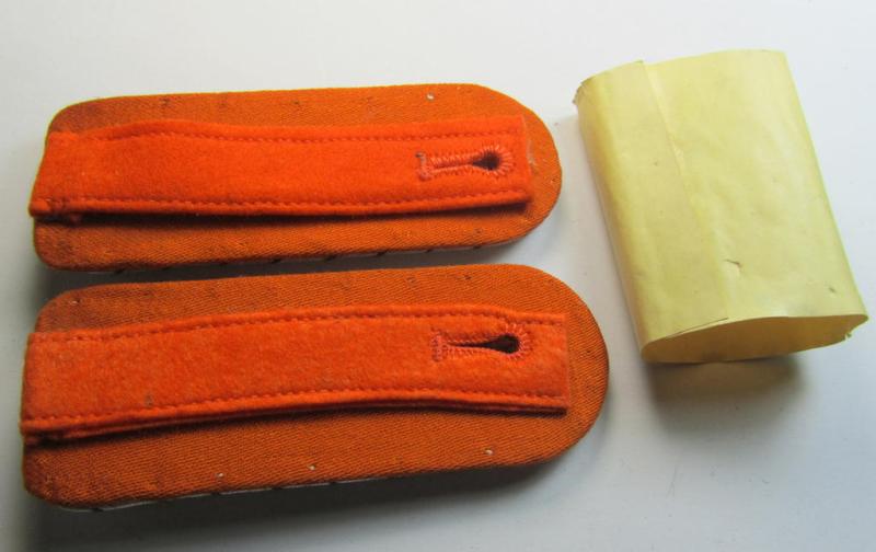 Superb - and fully matching! - WWII-period, 'Gendarmerie'-related NCO-type shoulderboard-pair for a: 'Meister der Gendarmerie' (that comes still 'packed' in its period albeit unmarked wrapping-'Banderolle')
