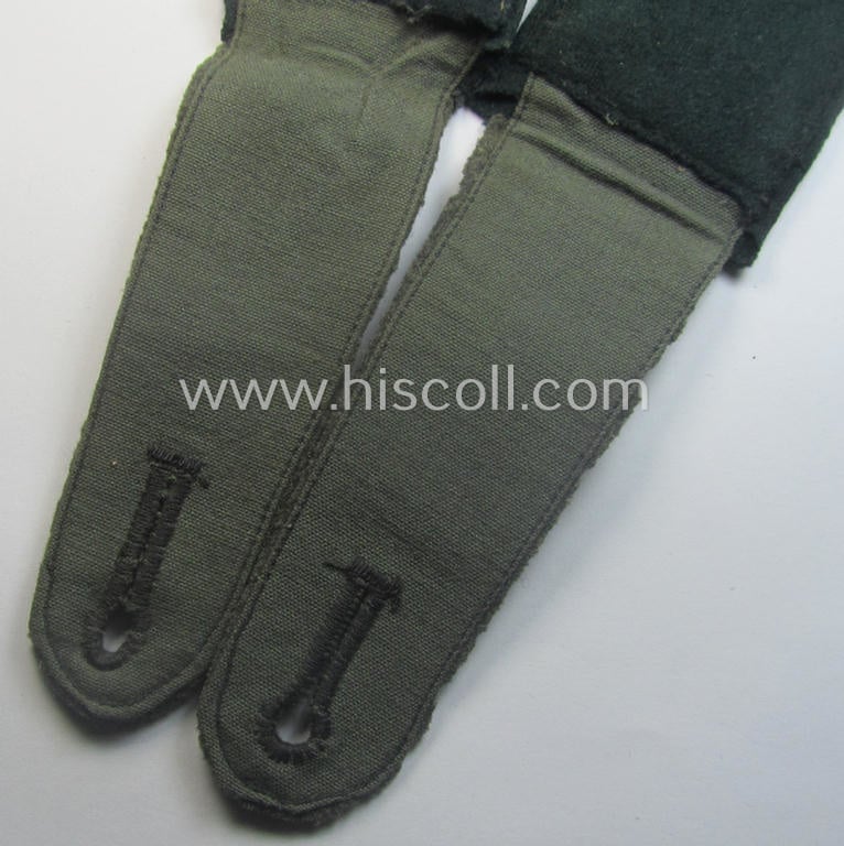 Pair of WH (Heeres), early- (ie. pre-) war-period, 'M36- o. M40'-pattern (pointed-styled- and 'cyphered') so-called: EM-type shoulderstraps: 'Soldat des Infanterie-Rgts. 66'