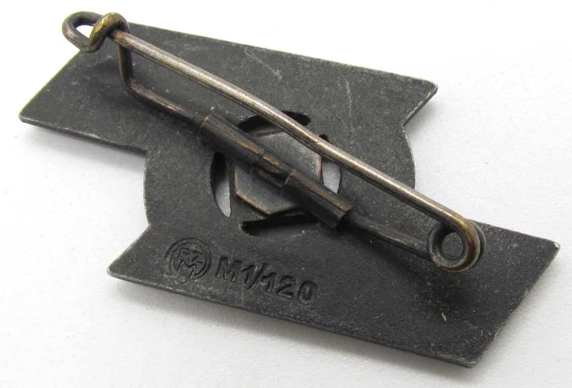 Deutsches Jungvolk (DJ)-Leistungsabzeichen in Silver M1/120