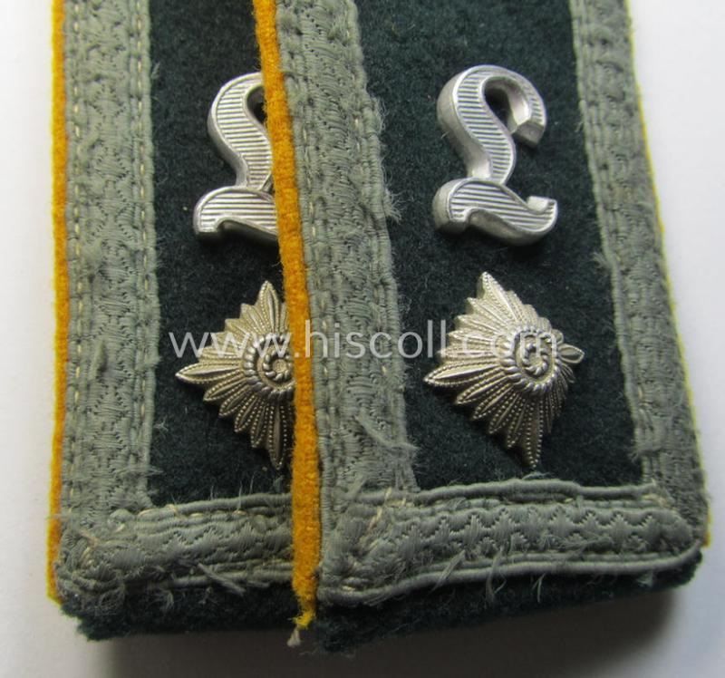 Attractive - and fully matching! - pair of WH (Heeres), early-war period- (ie. 'M36'- ie. 'M40'-pattern and/or rounded-styled) neatly 'cyphered', NCO-type shoulderstraps as was intended for a: 'Feldwebel eines Kavallerie-Lehr-Abteilungs'