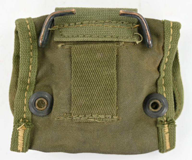 US WW2 Compas & Pouch