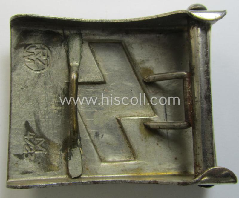 Attractive, DJ (ie. 'Deutsches Jungvolk') silver-coloured- (ie. typical nickle-chromed) belt-buckle (ie. 'Koppelschloss') being a clearly maker- (ie. 'RzM M4/23'-) marked example that comes in a moderately used- ie. worn, condition