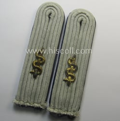 Pair of neatly 'cyphered', WH (Heeres) officers'-pattern shoulderboards...