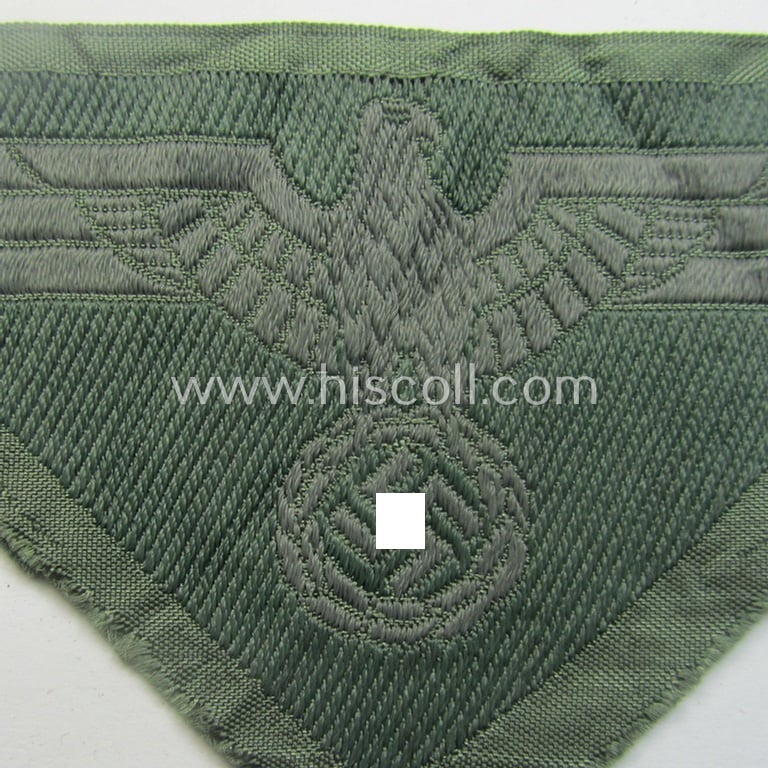 Later-war-period, WH (Heeres) so-called: 'M44'-pattern- and/or: trapezoid-shaped breasteagle (ie. 'Brustadler für Manns. u. Uffz.')