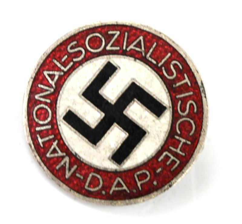 German NSDAP Party Member Badge 'M1/93'