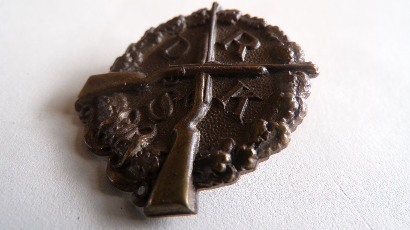 RDKS Rifle Shooting Award Badge - Bronze Grade