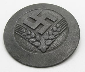 Reich Labor Service (RAD) Female “Labourmaid” Brooch (maker...