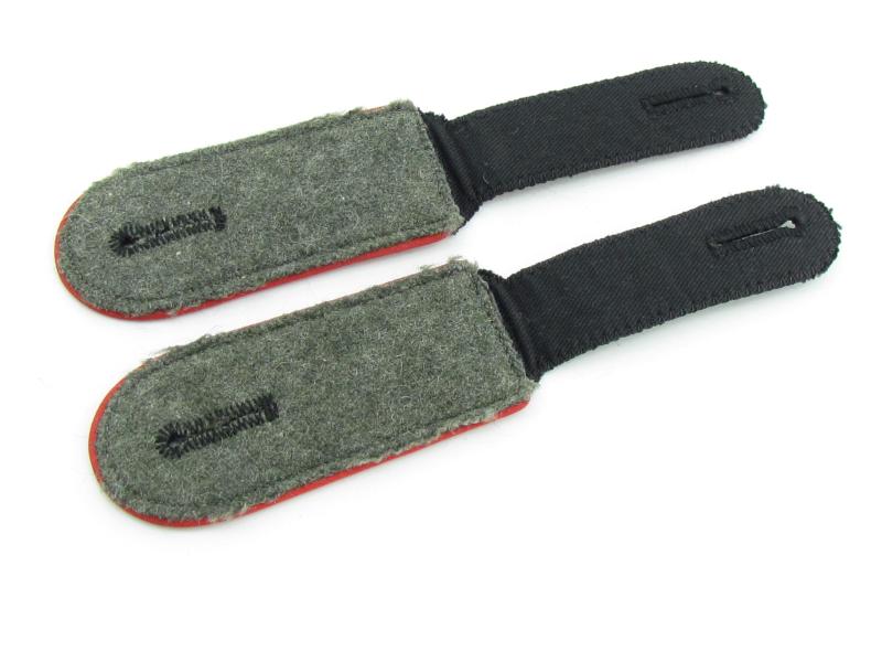 Waffen SS EM Artillery shoulder boards