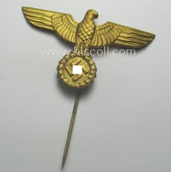 Early- (ie. 'Reichsmarine'-) period, 'single-pattern'-eagle-pin being a non-marked...