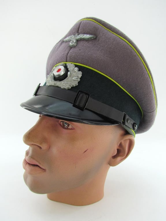Wehrmacht Heer Panzergrenadier EM/NCO´s Visor Cap...Rare