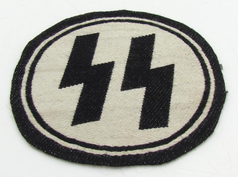 Waffen-SS Sport Shirt Insignia