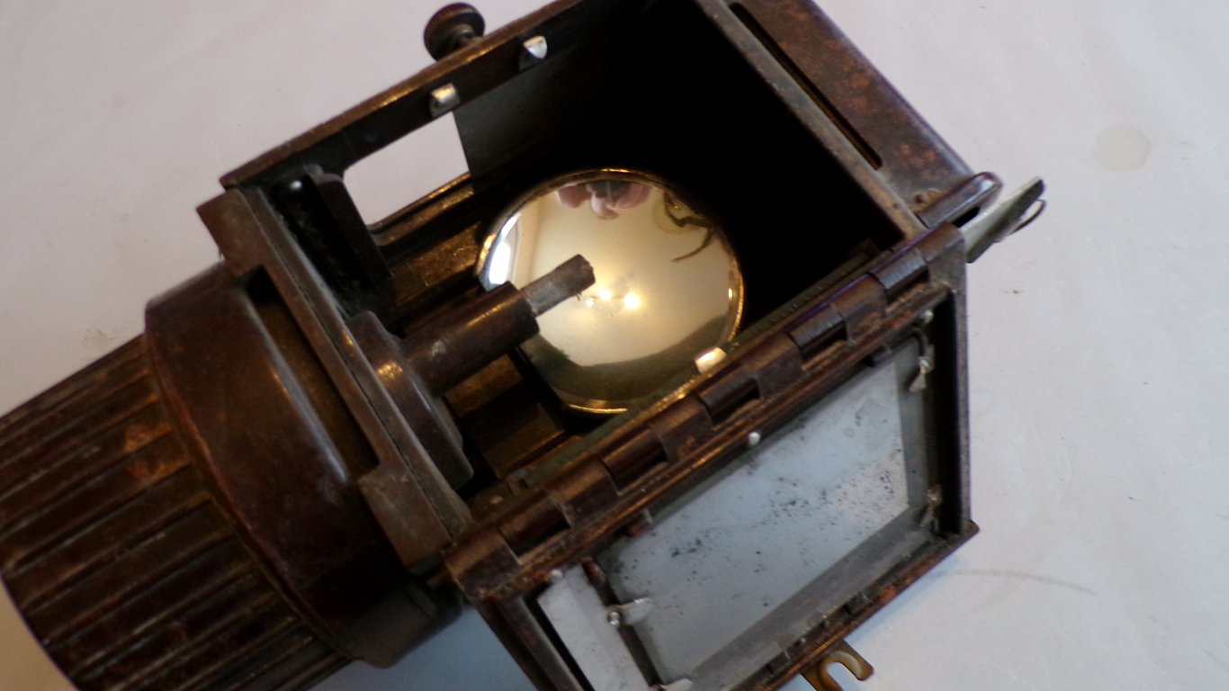 Wehrmacht Bakelite Carbide Field Lantern