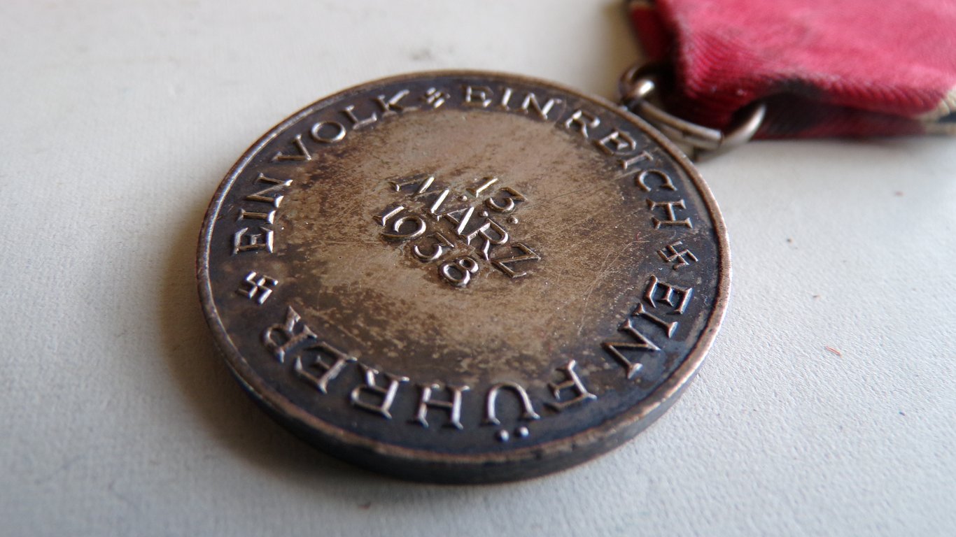 Cased Austrian Anschluss Medal – March 13, 1938