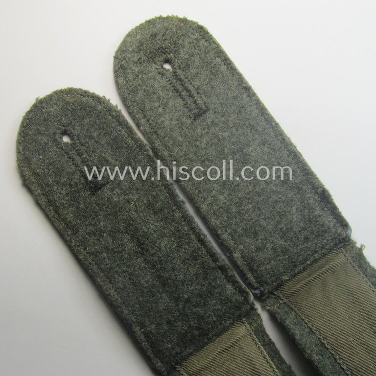Pair of WH (Heeres) early-war-period- (ie. 'M41'- ie. 'M43'-pattern), EM-type shoulderstraps as was intended for a: 'Soldat eines Nachschub-Abtlgs.'