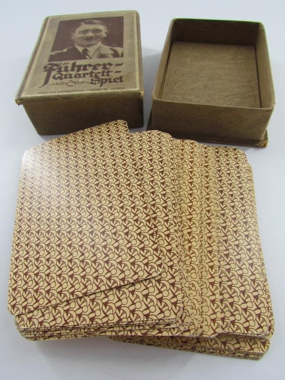 'Führer Quartett Spiel' card game in box