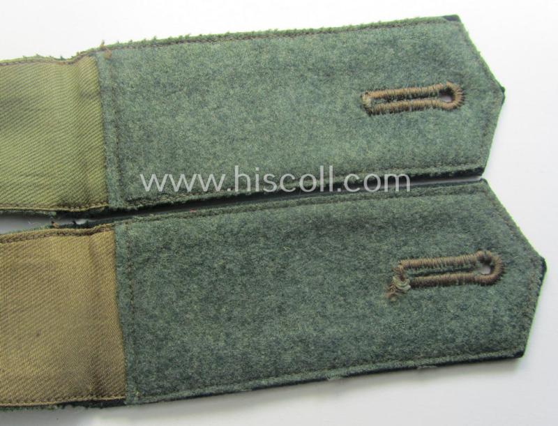 Early- (ie. pre-) war-period WH (Heeres) 'M36'- (ie. 'M40'-) pattern (pointed-styled) 'cyphered', EM-type shoulderstraps as was intended for a: 'Soldat u. Mitglied des Art.-Beobachtungs-Abtlgs.1'