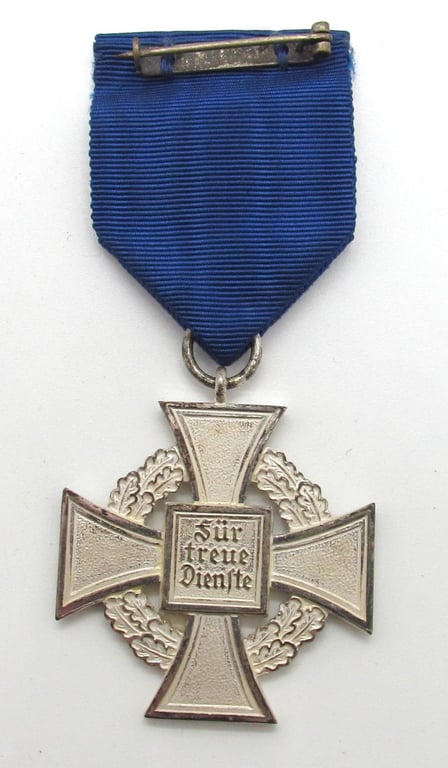 Cased 'Treudienst Ehrenzeichen 25'