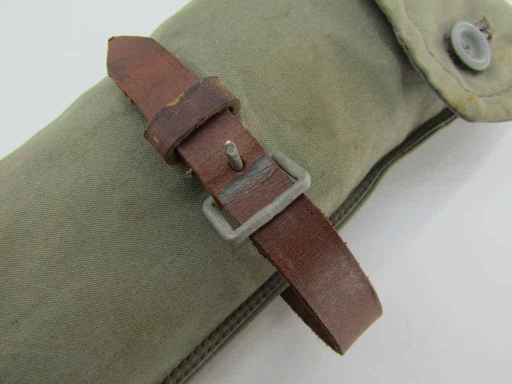 Shelter Quarter Equipment (Zeltbahn Ausrüstung) with "Teno" Stamp