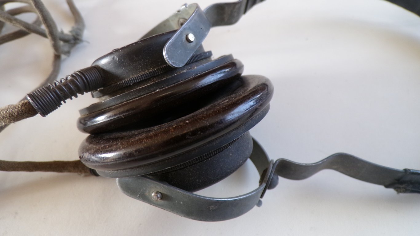 Wehrmacht Dfh. f. Field Radio Headphones
