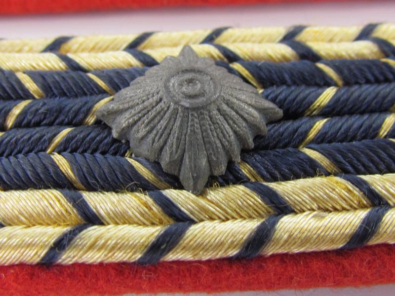 Reichsbahn Pay Group Shoulder Board Set