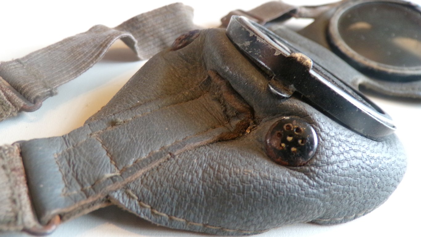 Leather and Aluminum Combat Sun/Dust Goggles