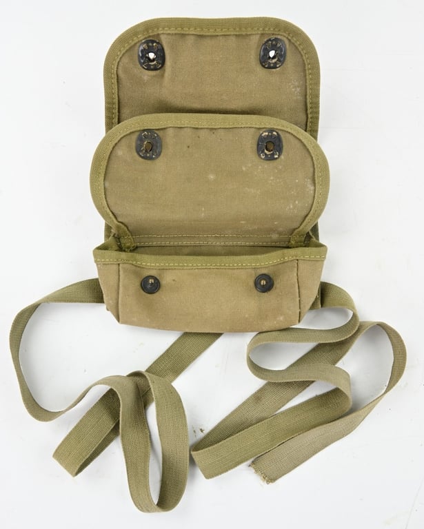 US WW2 Camouflaged Grenade Pouch