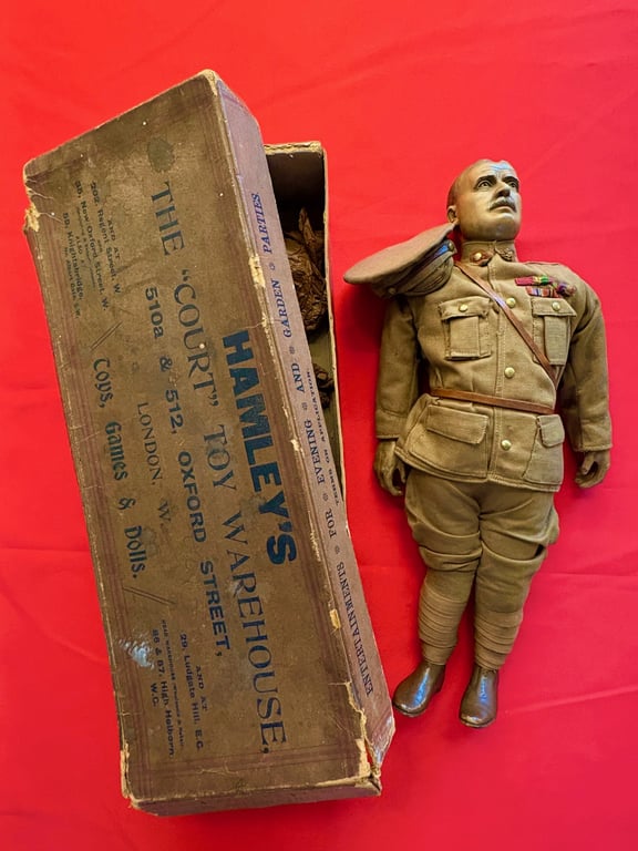 RARE HAMLEYS LORD KITCHENER PROPAGANDA TOY DOLL & BOX 1914-18.